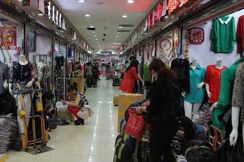 北京还有哪有有批发衣服的市场,北京哪里卖衣服好看便宜-图3