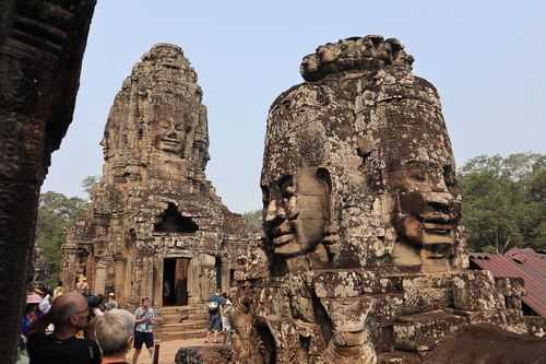 只会最简单的几句英语，想去柬埔寨自由行看看吴哥窟，行得通吗,吴哥窟是哪里的景点-图2